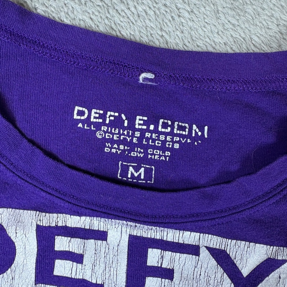 Defye Shirt Women Medium Graphic Tee Verita Deepwater Drifters Purple Streetwear - Picture 3 of 7